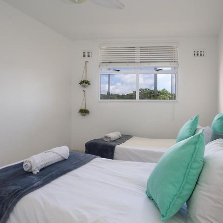 24 Sea Lodge - Sea Viewing Apartment Durban Exterior photo