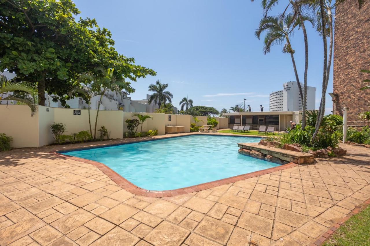 24 Sea Lodge - Sea Viewing Apartment Durban Exterior photo