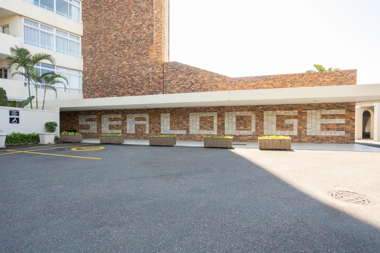 24 Sea Lodge - Sea Viewing Apartment Durban Exterior photo